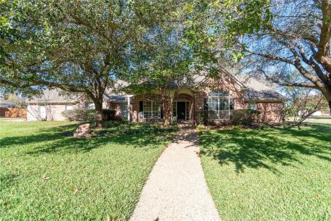 102 Greentree Drive Crawford TX 76638