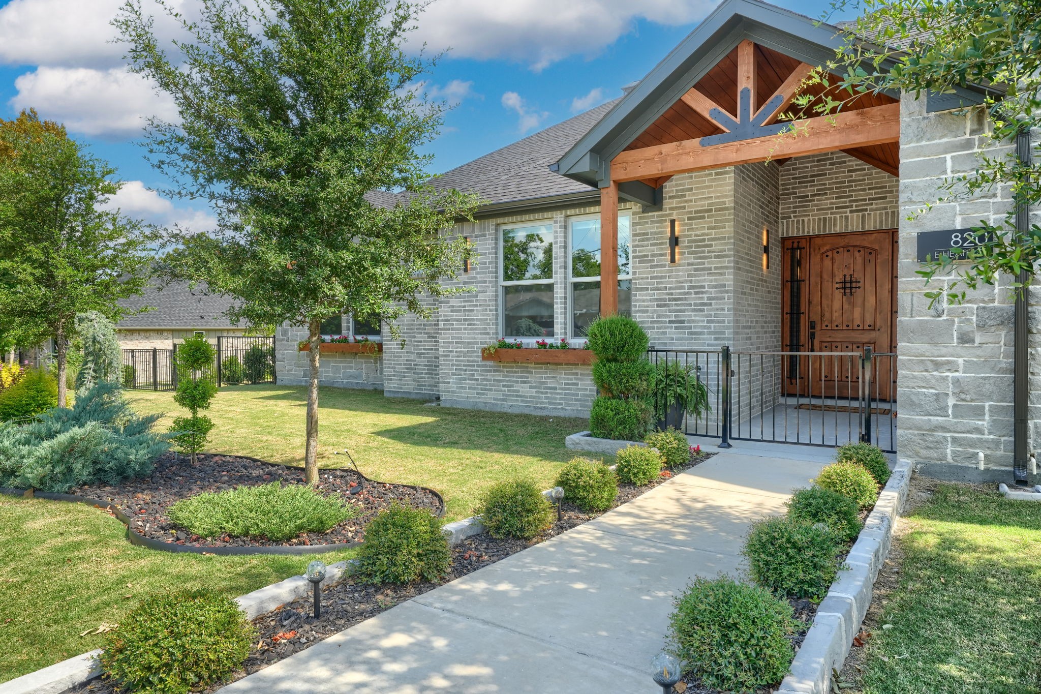 820 E Heath Street Rockwall TX 75087