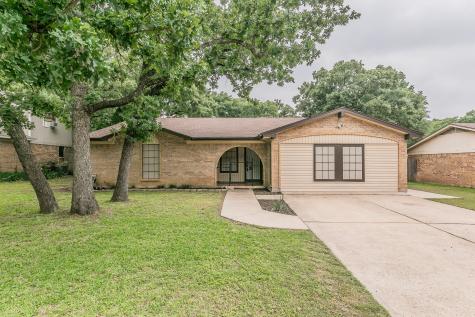 4212 Oak Country Drive Arlington TX 76017