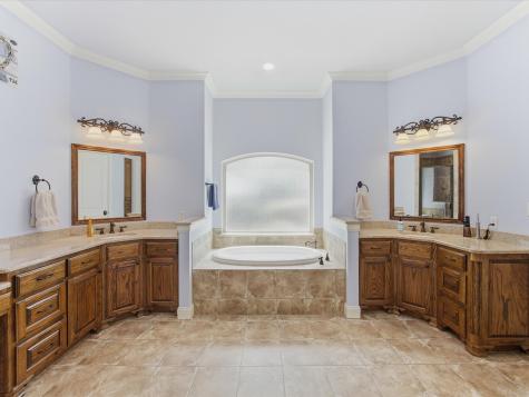 104 Lariat Court Azle TX 76020