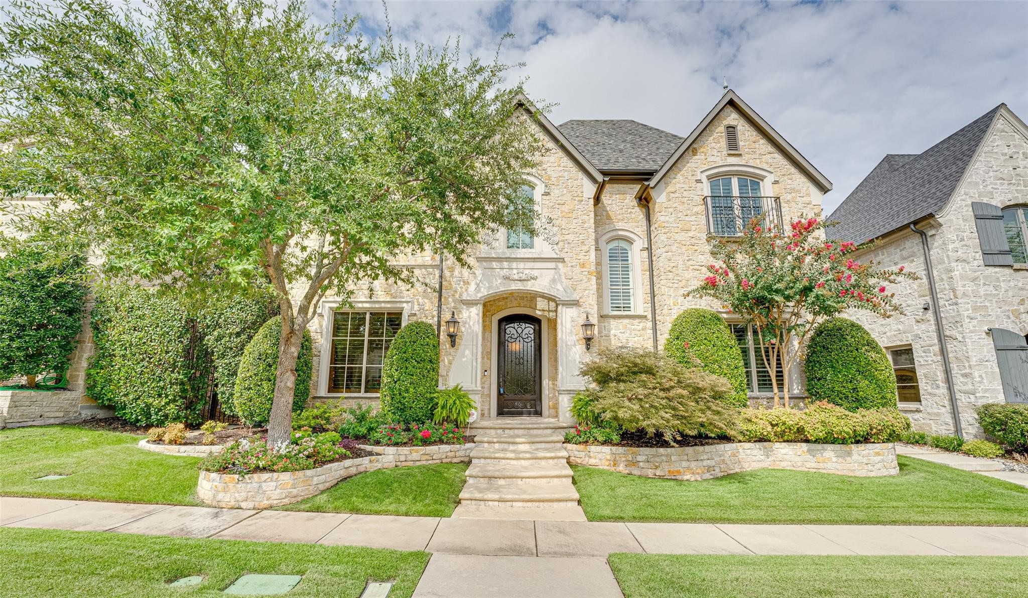 6825 Labelle Court Plano TX 75024