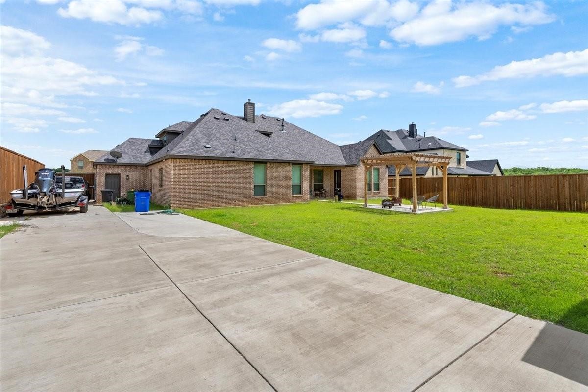 1218 Woodside Drive Mansfield TX 76063