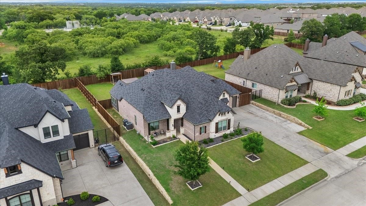 1218 Woodside Drive Mansfield TX 76063