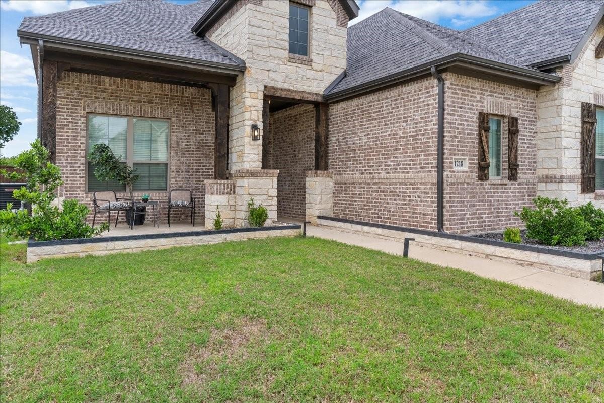 1218 Woodside Drive Mansfield TX 76063