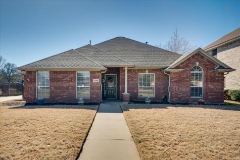 1000 Hollow Creek Road Burleson TX 76028
