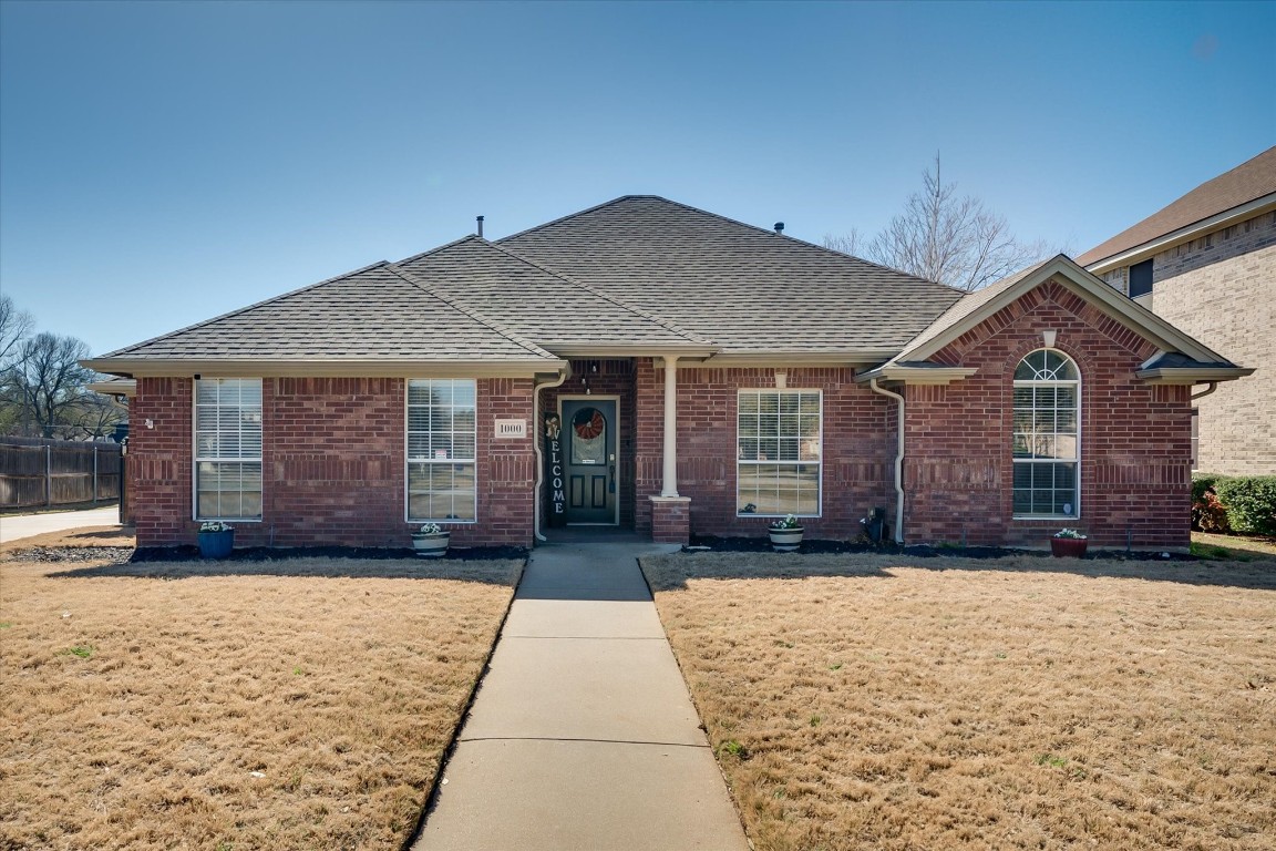 1000 Hollow Creek Road Burleson TX 76028