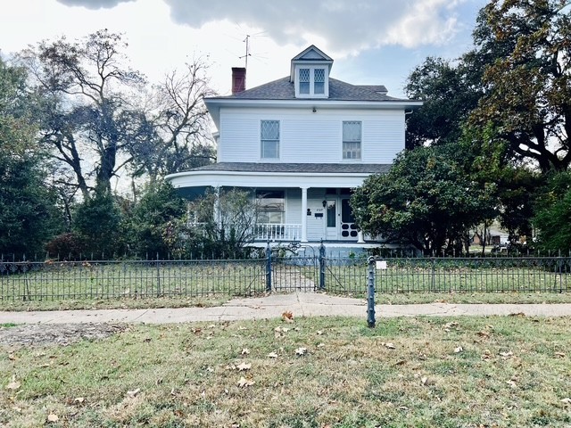 209 N Preston Street Ennis TX 75119