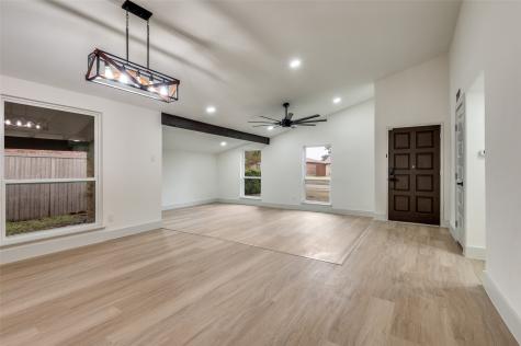 8517 Van Pelt Drive Dallas TX 75228