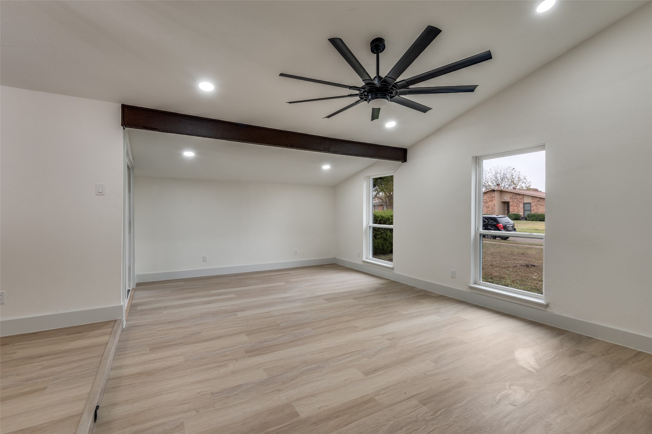 8517 Van Pelt Drive Dallas TX 75228