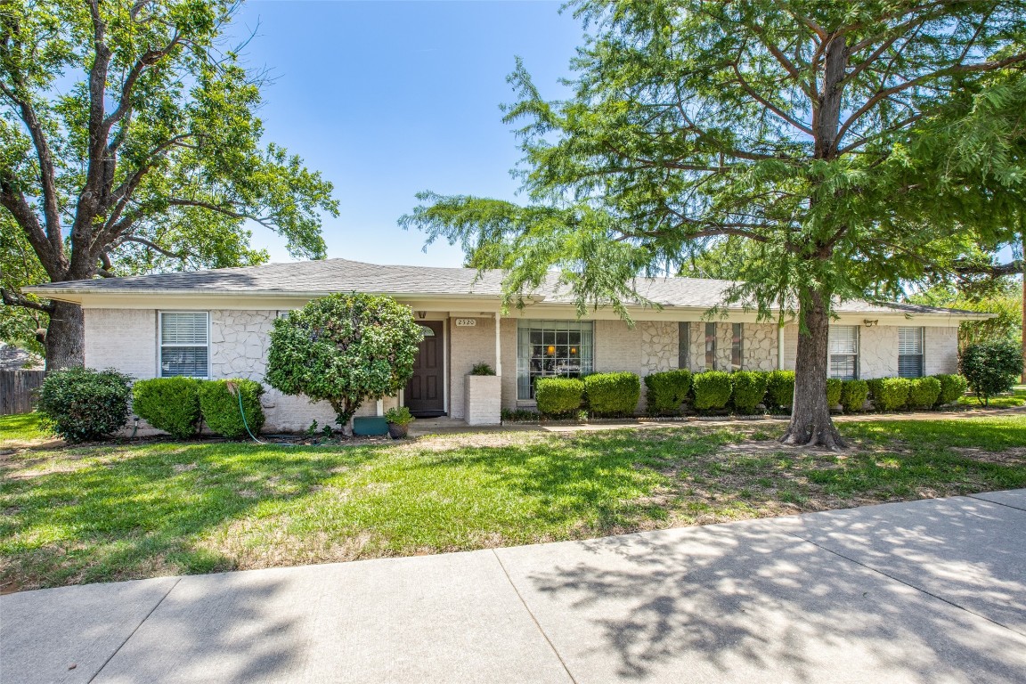 2520 W Sublett Road Arlington TX 76017