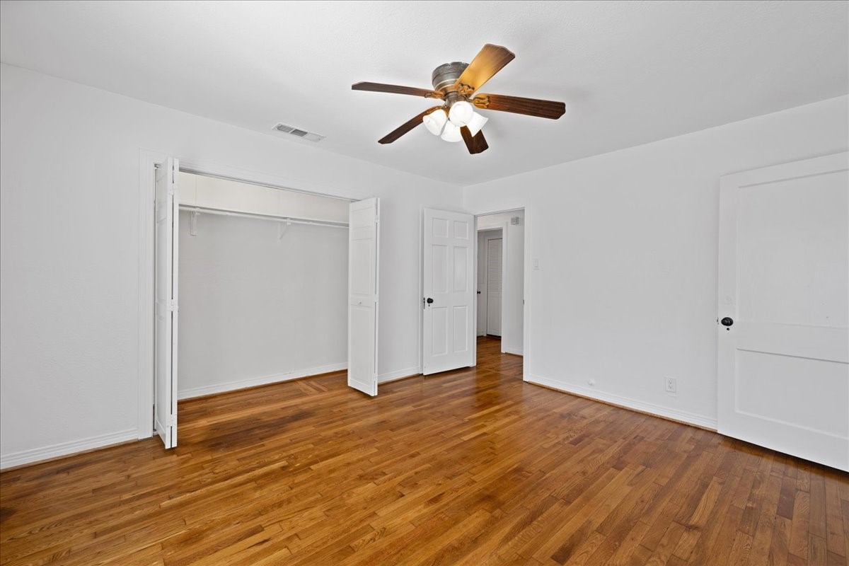 6043 Llano Avenue Dallas TX 75206