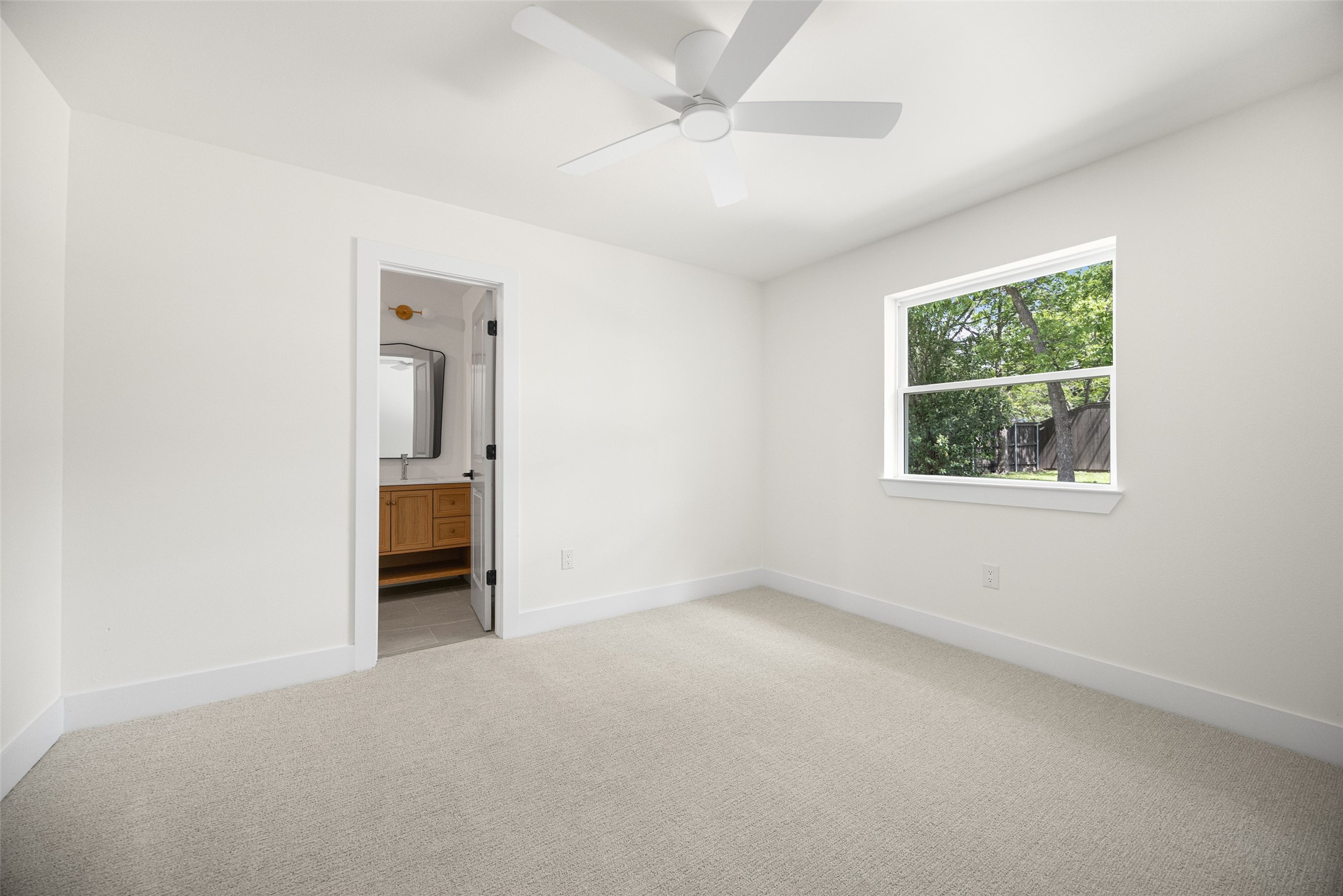 12256 Cox Lane Dallas TX 75244