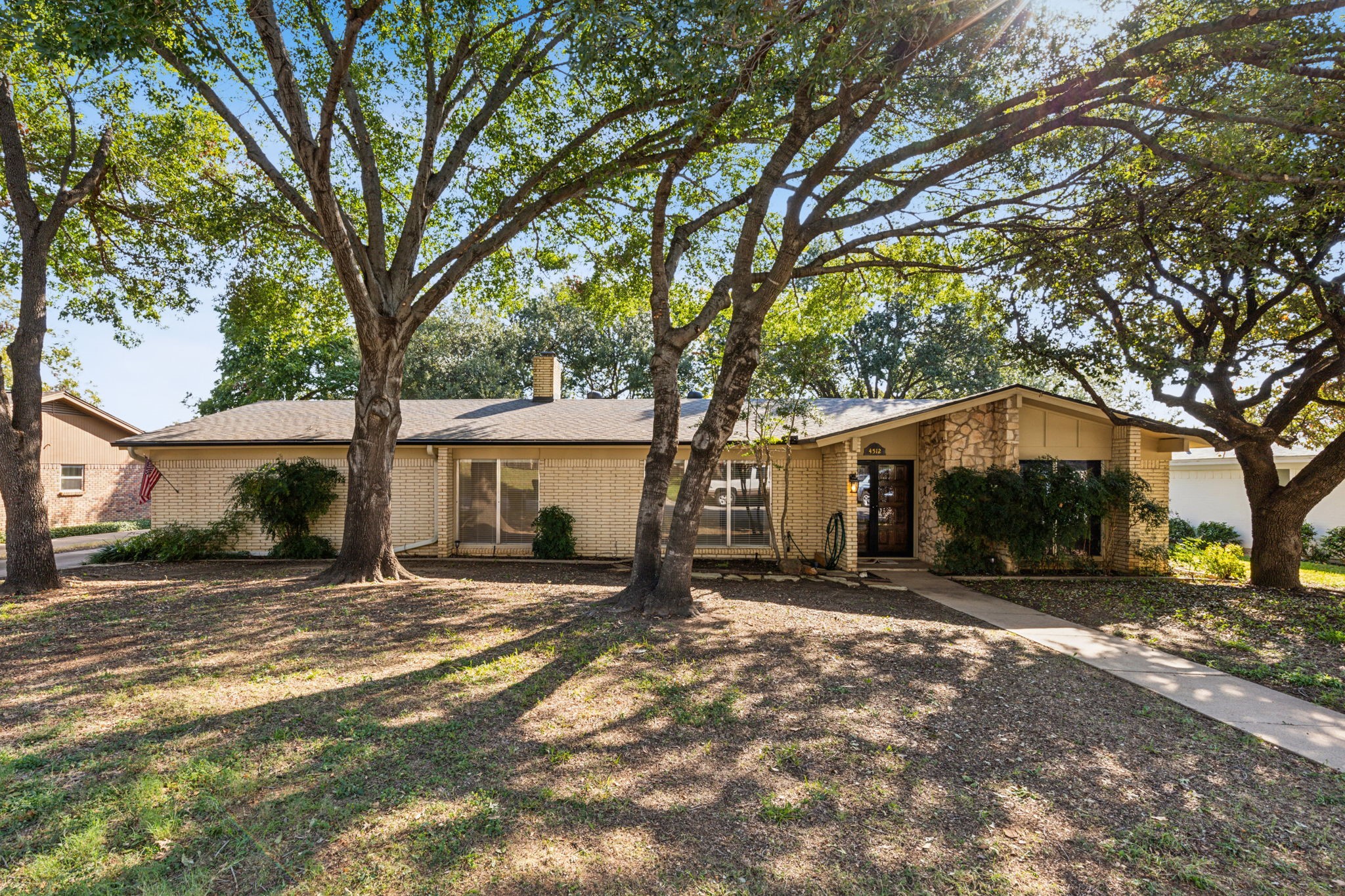 4512 Starlight Drive Haltom City TX 76117