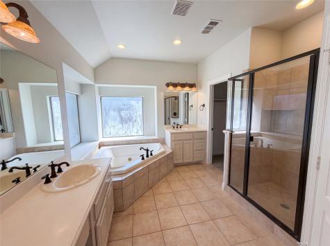 210 Billo Court Weatherford TX 76087