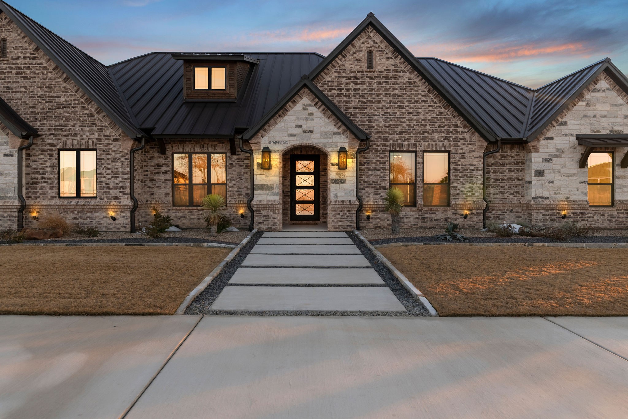 553 Royal Santana Run Weatherford TX 76087