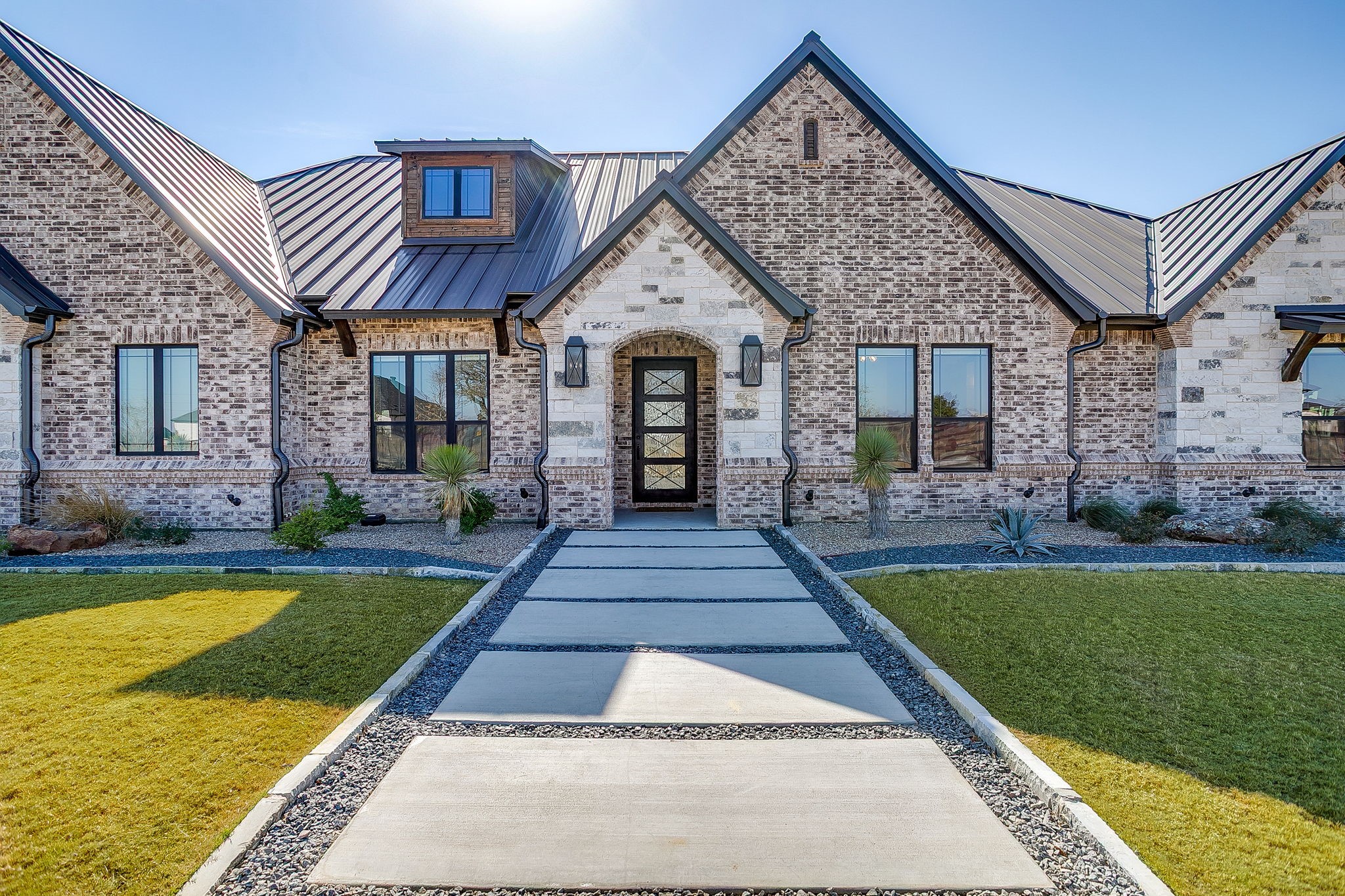 553 Royal Santana Run Weatherford TX 76087