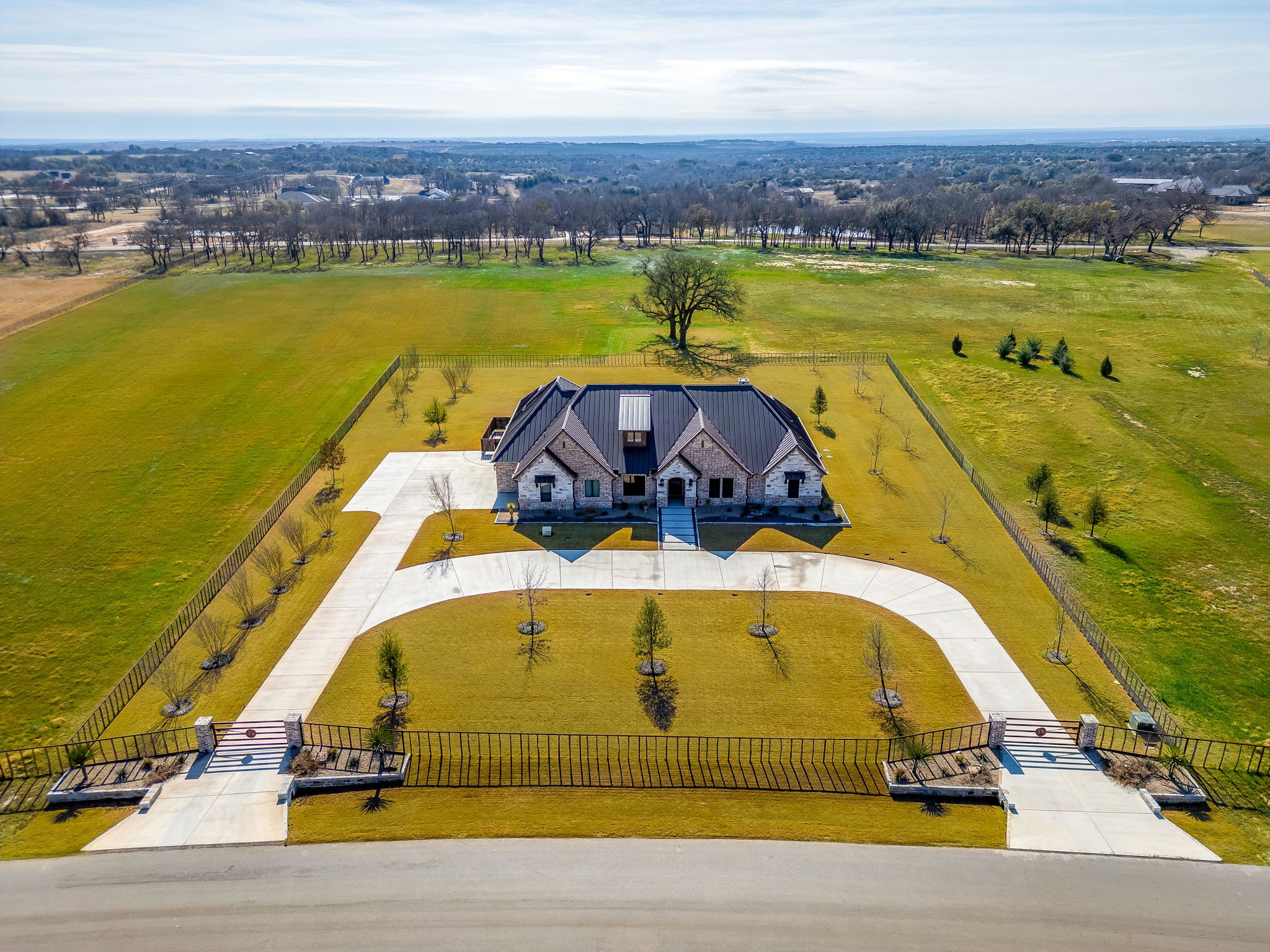 553 Royal Santana Run Weatherford TX 76087
