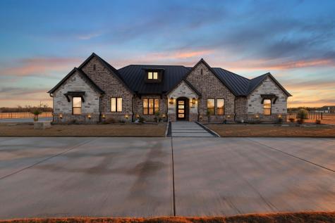 553 Royal Santana Run Weatherford TX 76087