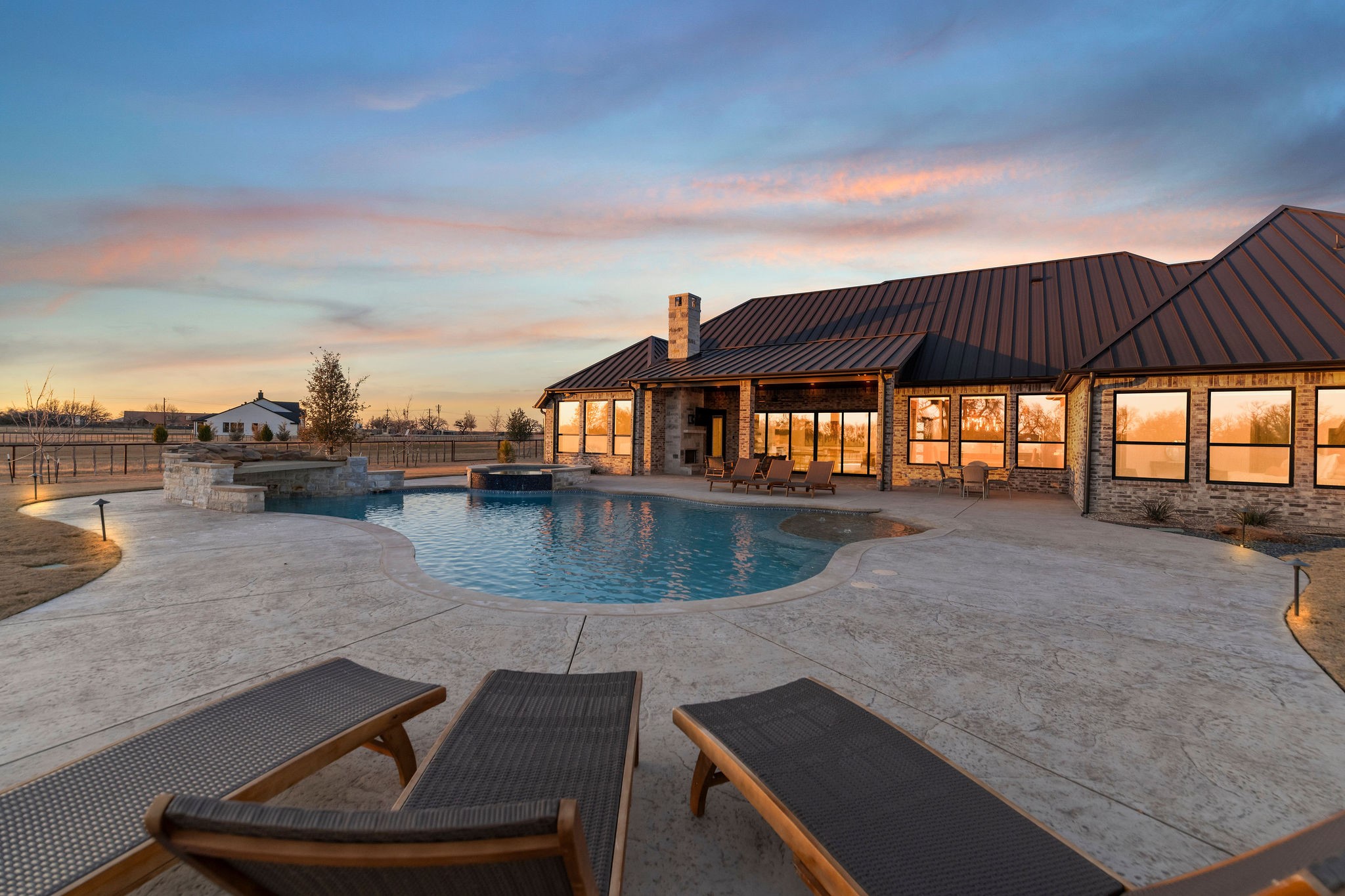 553 Royal Santana Run Weatherford TX 76087