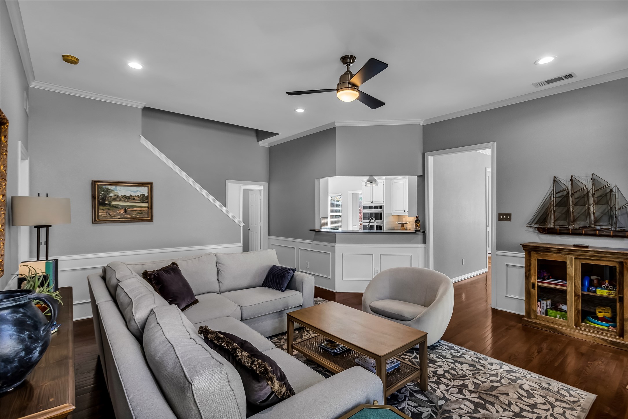 2613 Rockport Circle Garland TX 75044