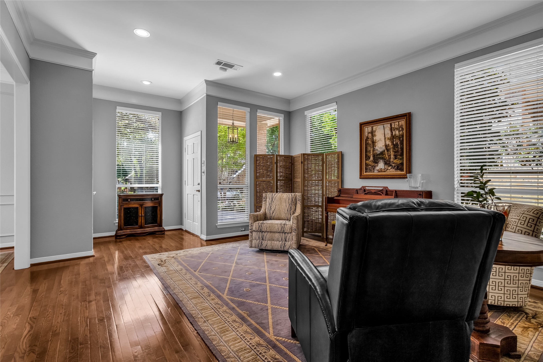 2613 Rockport Circle Garland TX 75044