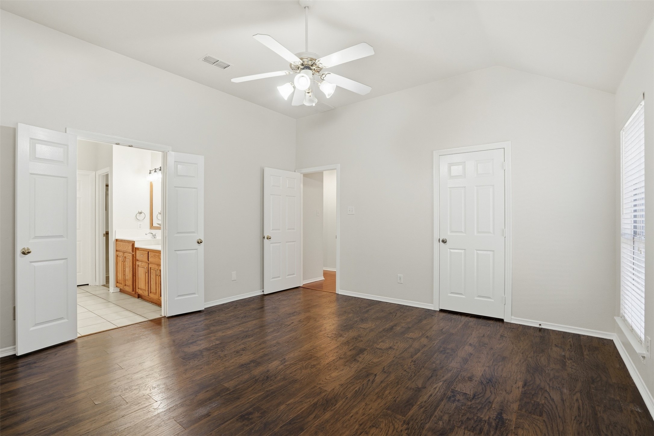 807 Kathryn Drive Lewisville TX 75067