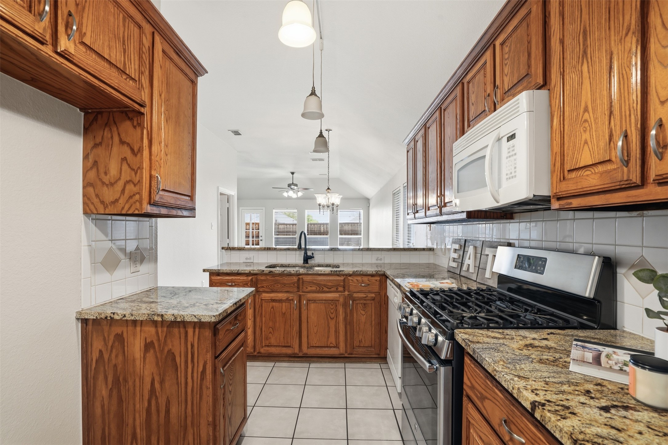 807 Kathryn Drive Lewisville TX 75067