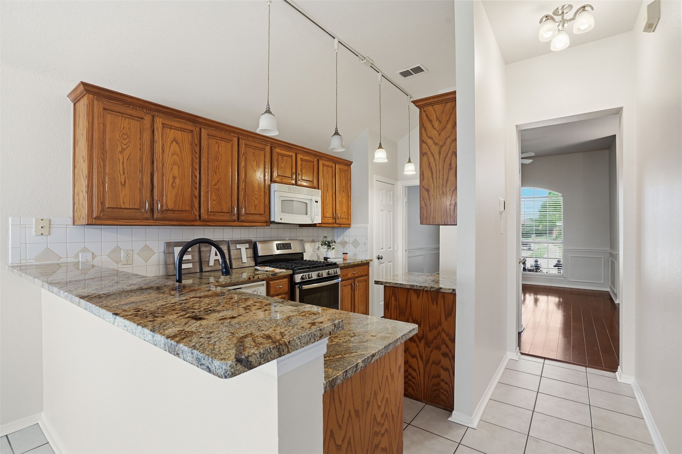 807 Kathryn Drive Lewisville TX 75067