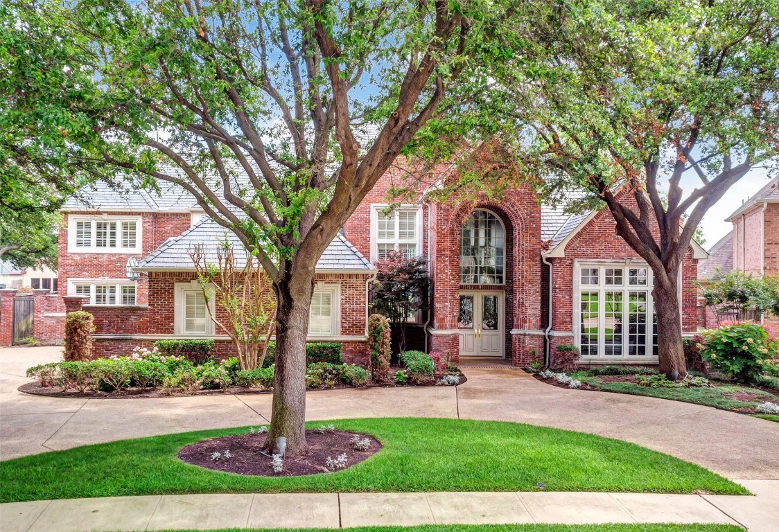 17612 Woods Edge Drive Dallas TX 75287