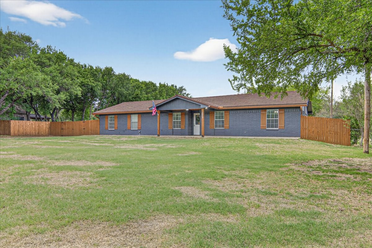 383 Overlook Valley Mills TX 76689