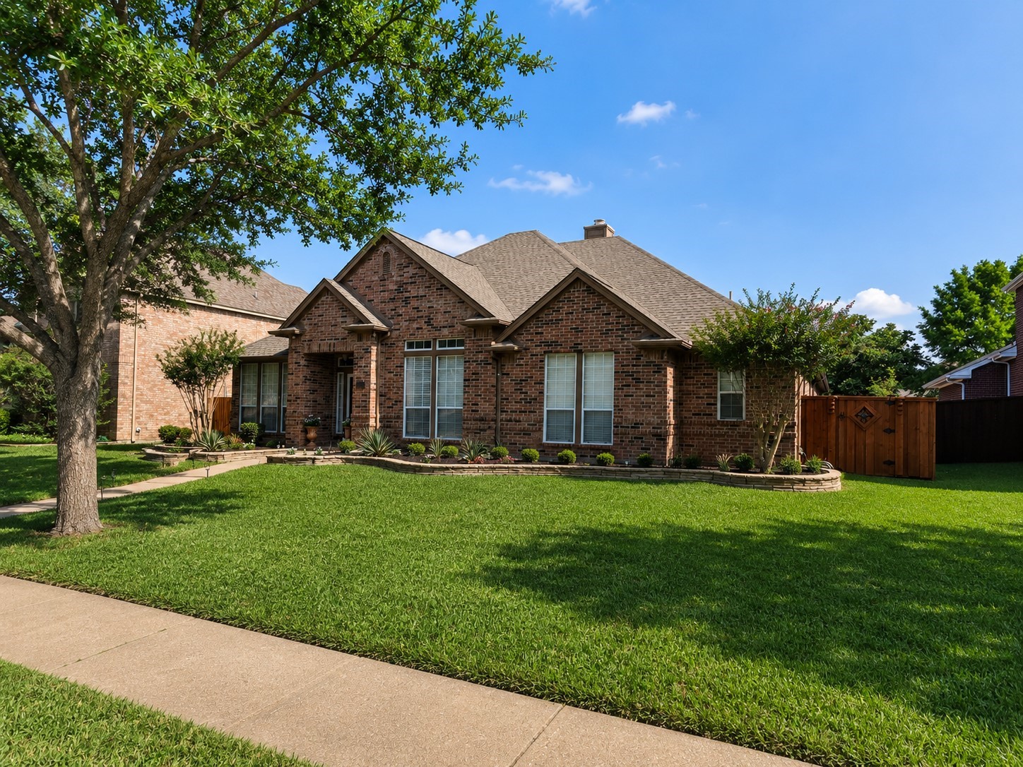 1001 Lochness Lane Garland TX 75044
