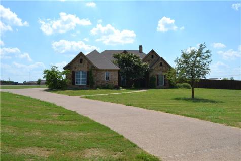 105 Rancho Lorena Drive Lorena TX 76655