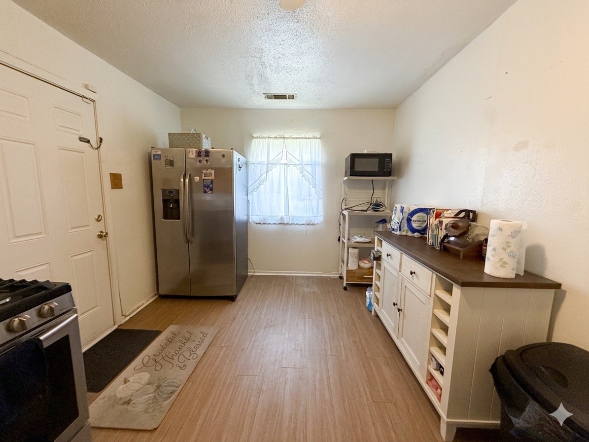 780 Emberwood Drive Dallas TX 75232