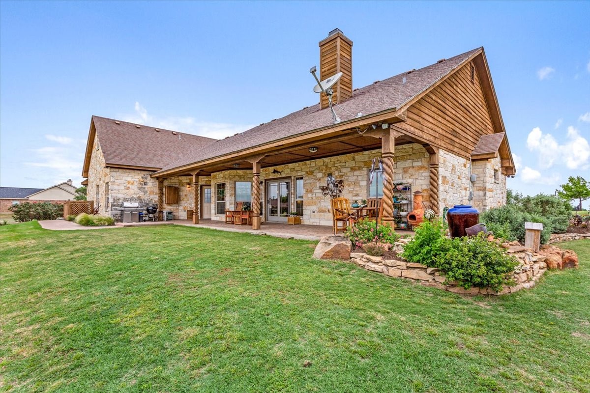 200 Ranchcrest Road Lorena TX 76655