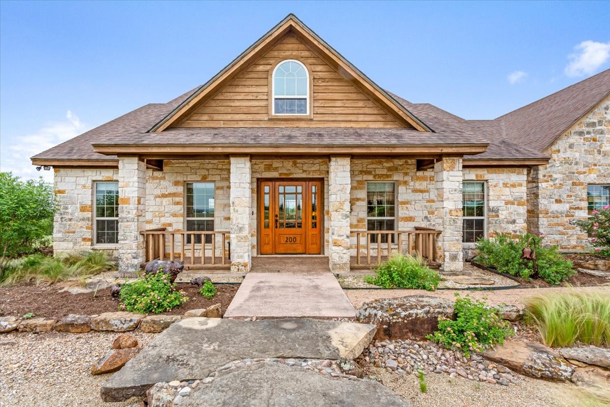 200 Ranchcrest Road Lorena TX 76655