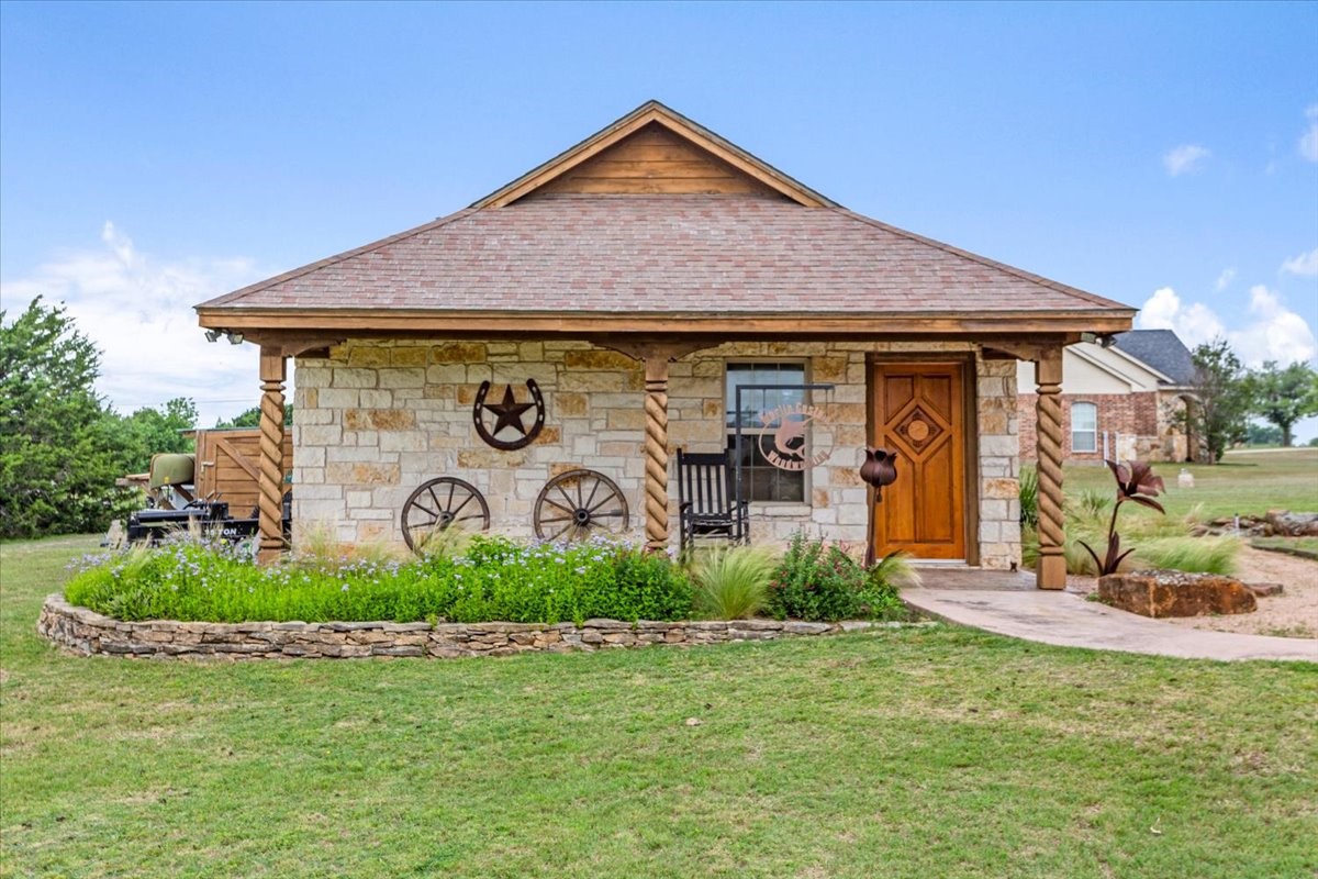 200 Ranchcrest Road Lorena TX 76655