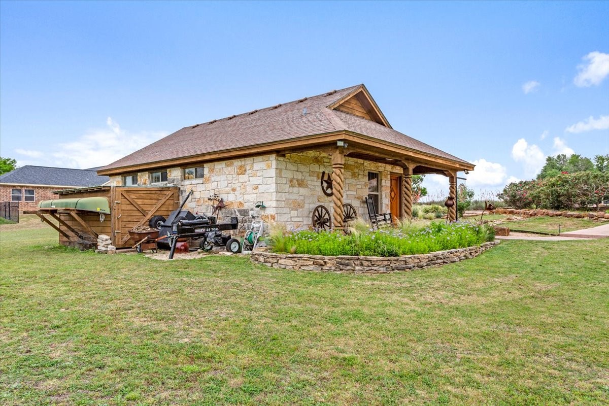 200 Ranchcrest Road Lorena TX 76655