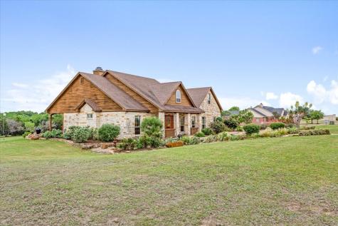 200 Ranchcrest Road Lorena TX 76655