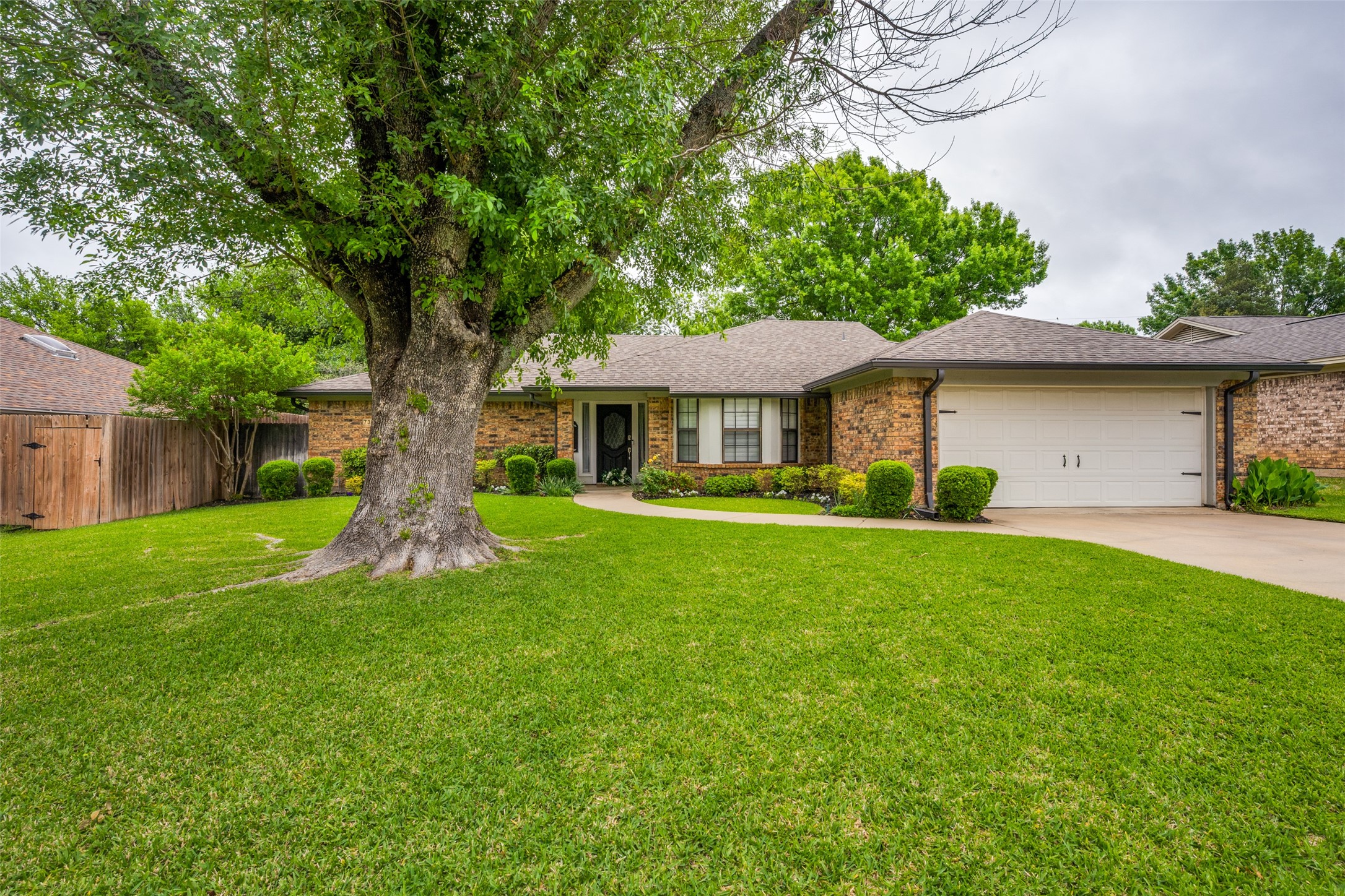 7312 Hialeah Circle W North Richland Hills TX 76182