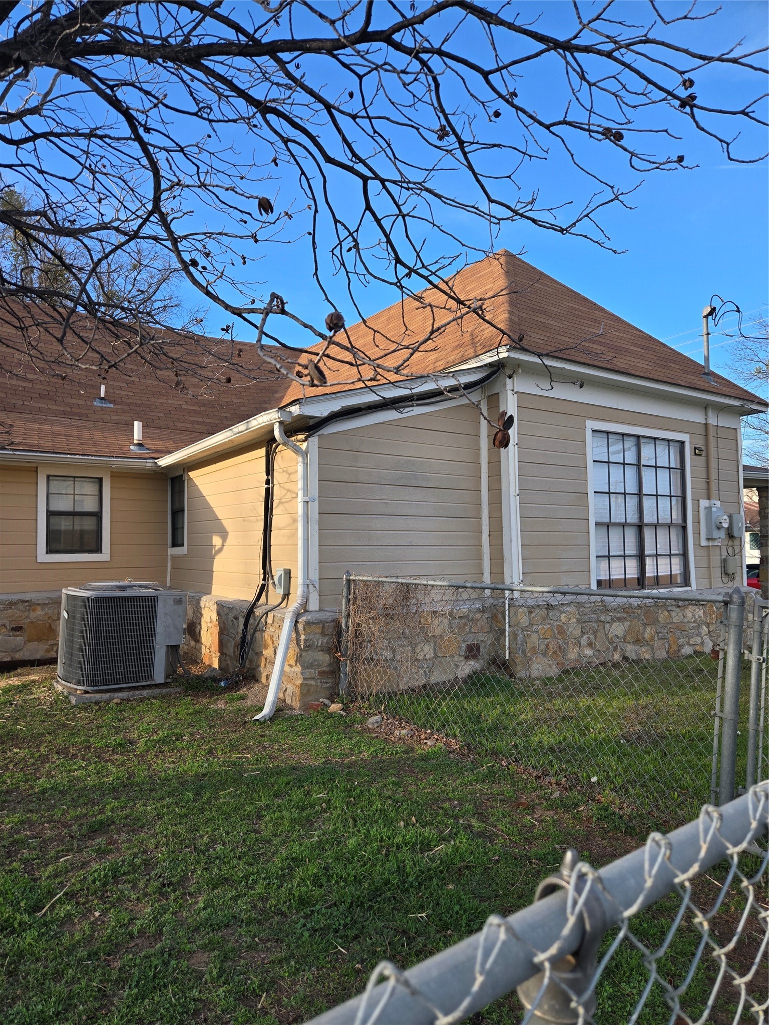 811 Vincent Street Brownwood TX 76801