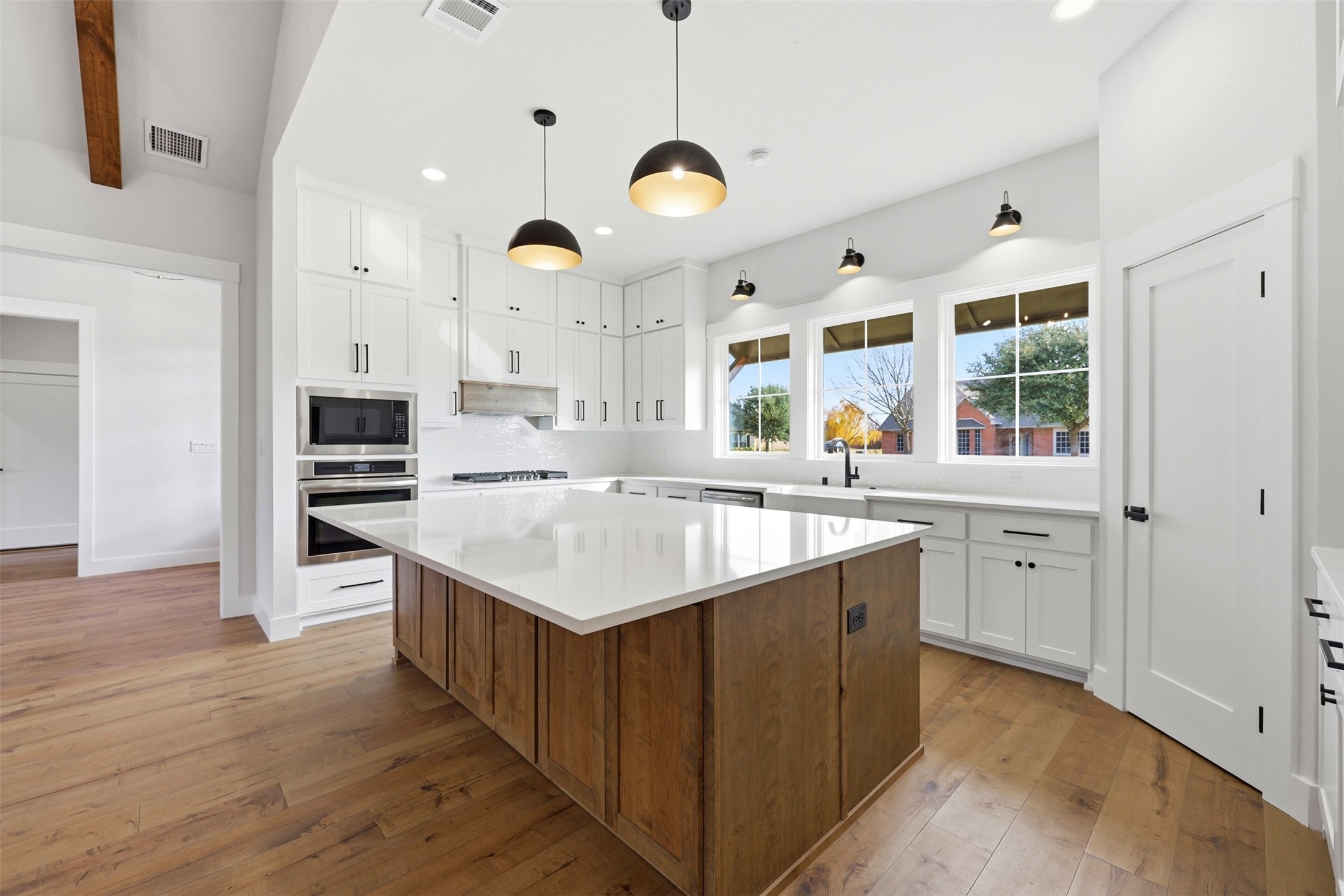 509 Emma Street Grandview TX 76050