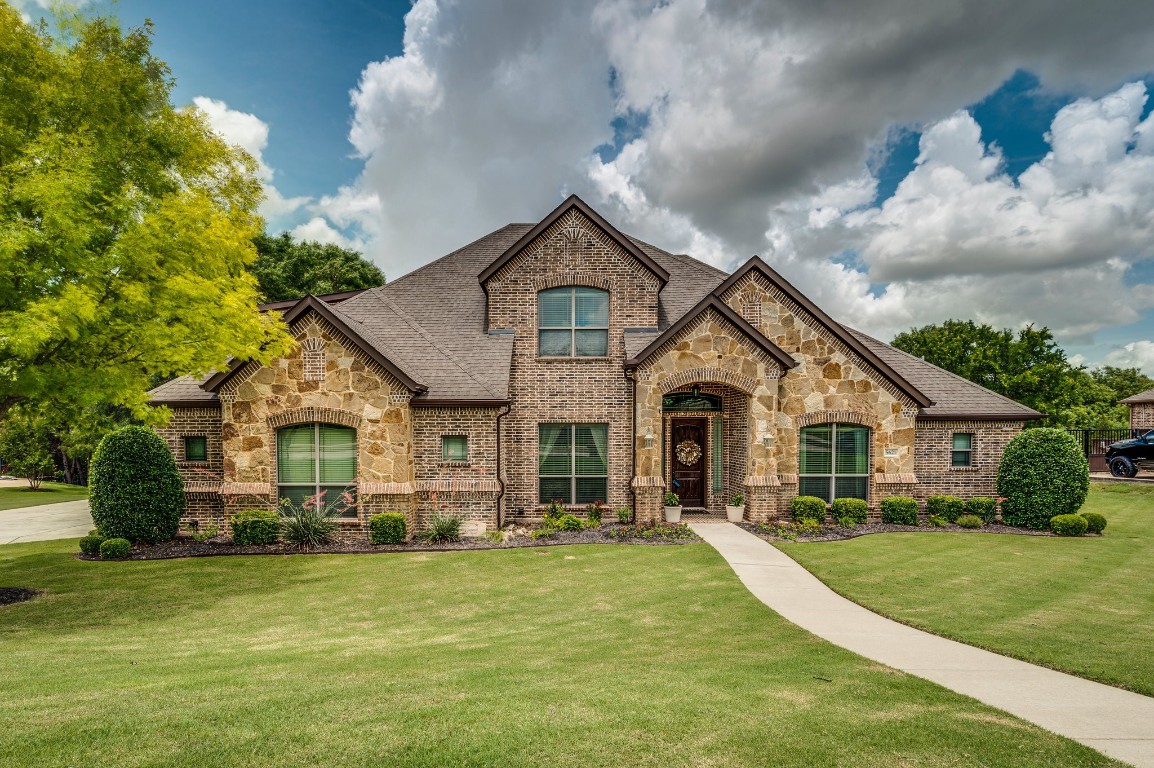 5621 Brookside Court Midlothian TX 76065