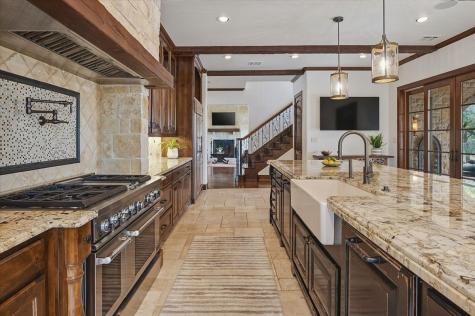 250 Falcon Ridge Aledo TX 76008