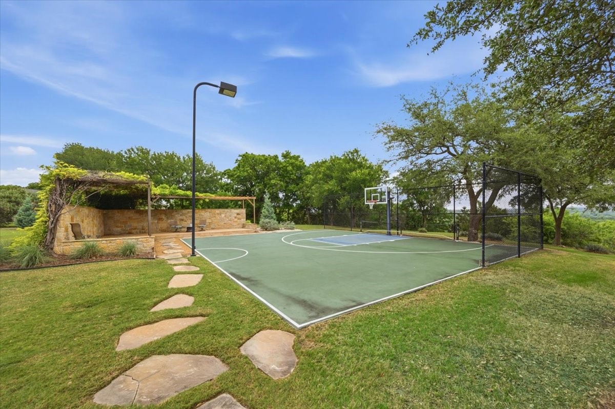 250 Falcon Ridge Aledo TX 76008