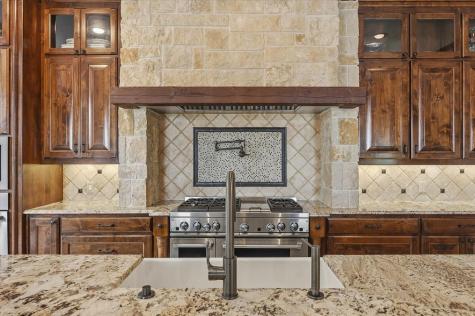 250 Falcon Ridge Aledo TX 76008