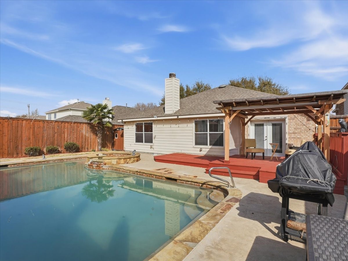 1039 Wood Brook Drive Grand Prairie TX 75052