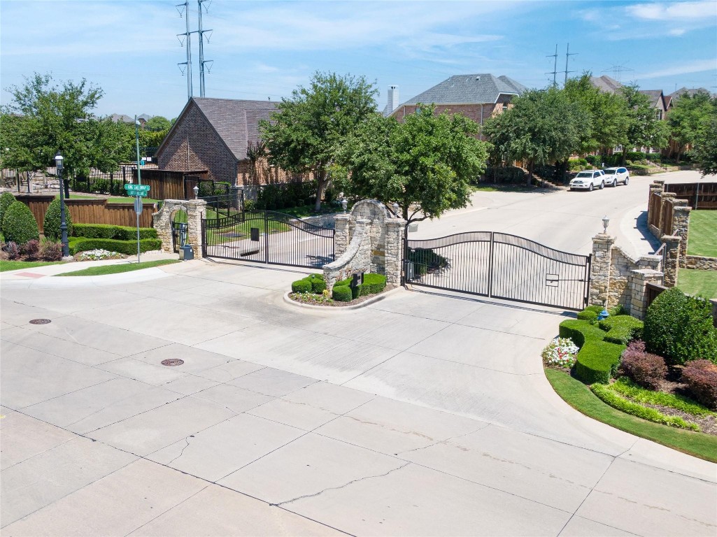 2513 Sir Alexander Lane Lewisville TX 75056