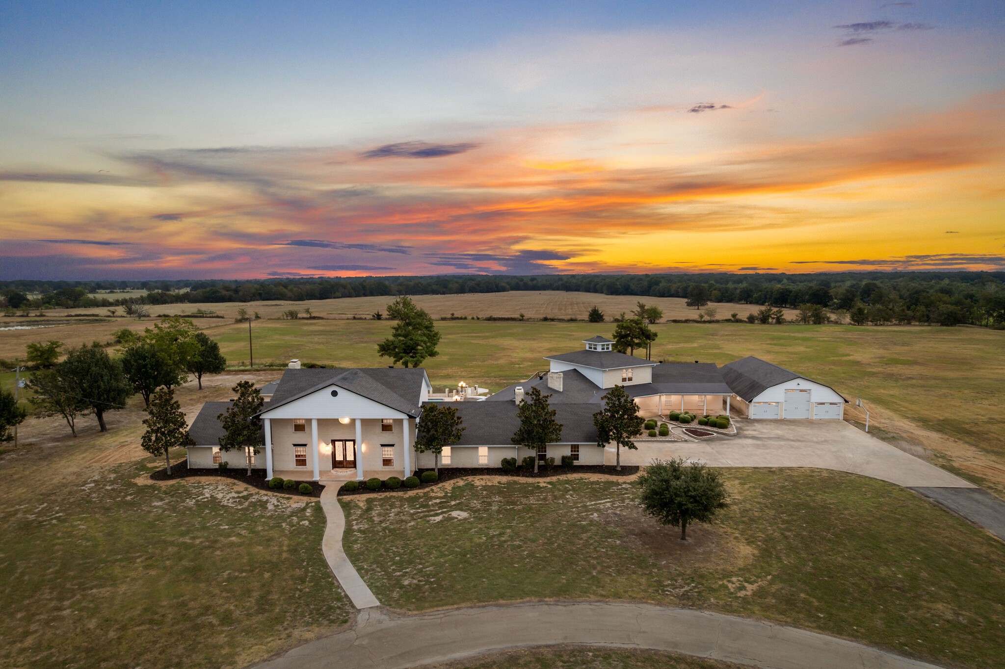 11254 Farm Road 195 Paris TX 75462