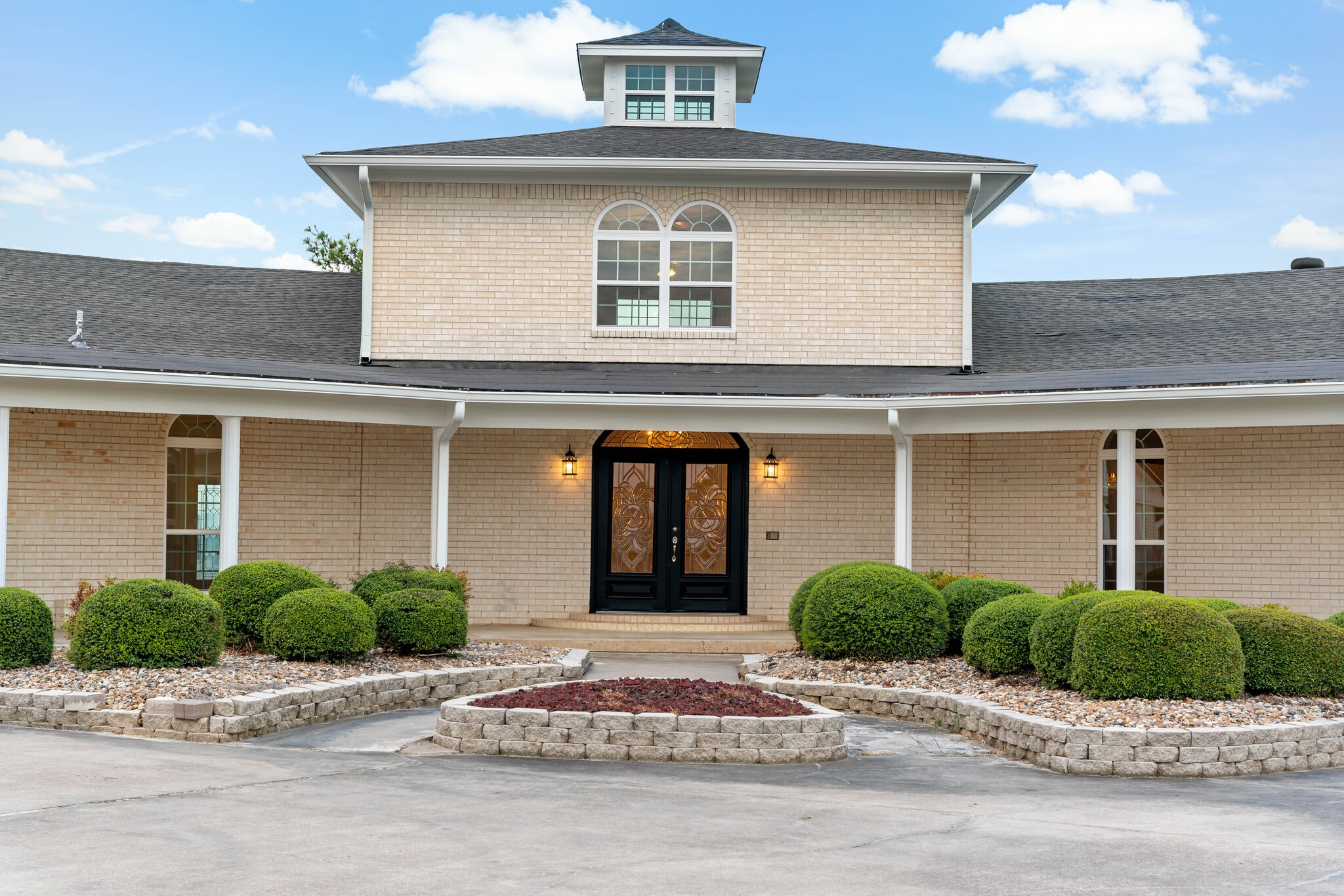 11254 Farm Road 195 Paris TX 75462