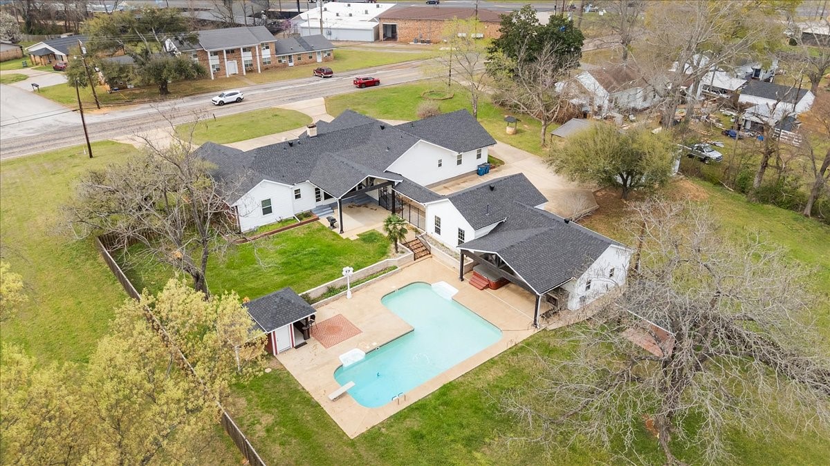 1609 Old Nacogdoches Road Henderson TX 75654